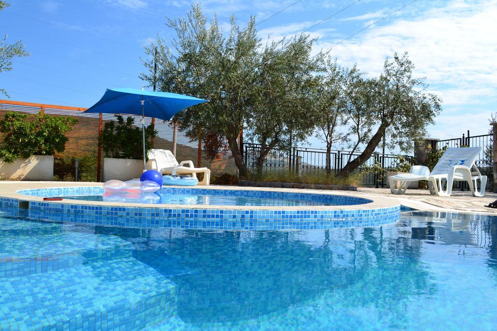 Suntime Villa 7 Тиват Екстериор снимка