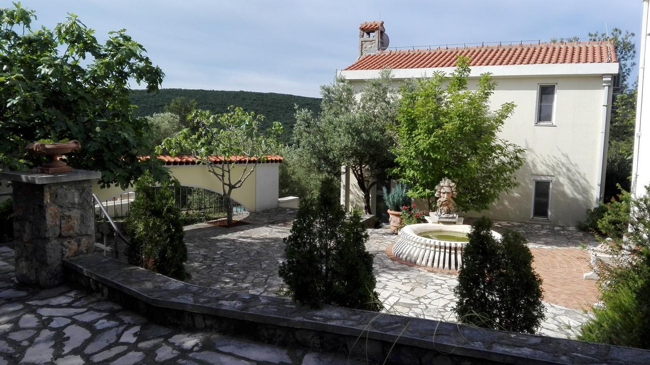 Suntime Villa 7 Тиват Екстериор снимка