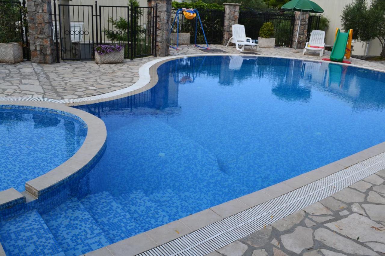 Suntime Villa 7 Тиват Екстериор снимка