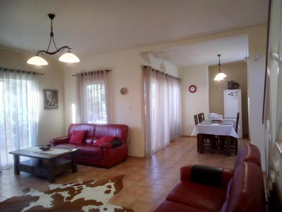 Suntime Villa 7 Тиват Екстериор снимка