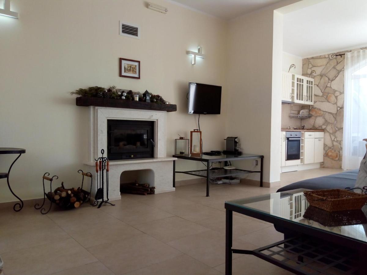 Suntime Villa 7 Тиват Екстериор снимка